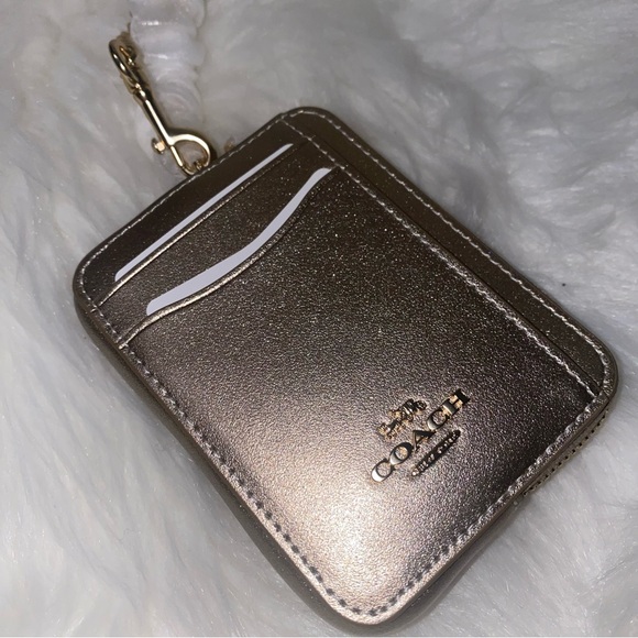 Coach Zip Card Case in light champagne New - Picture 4 of 10